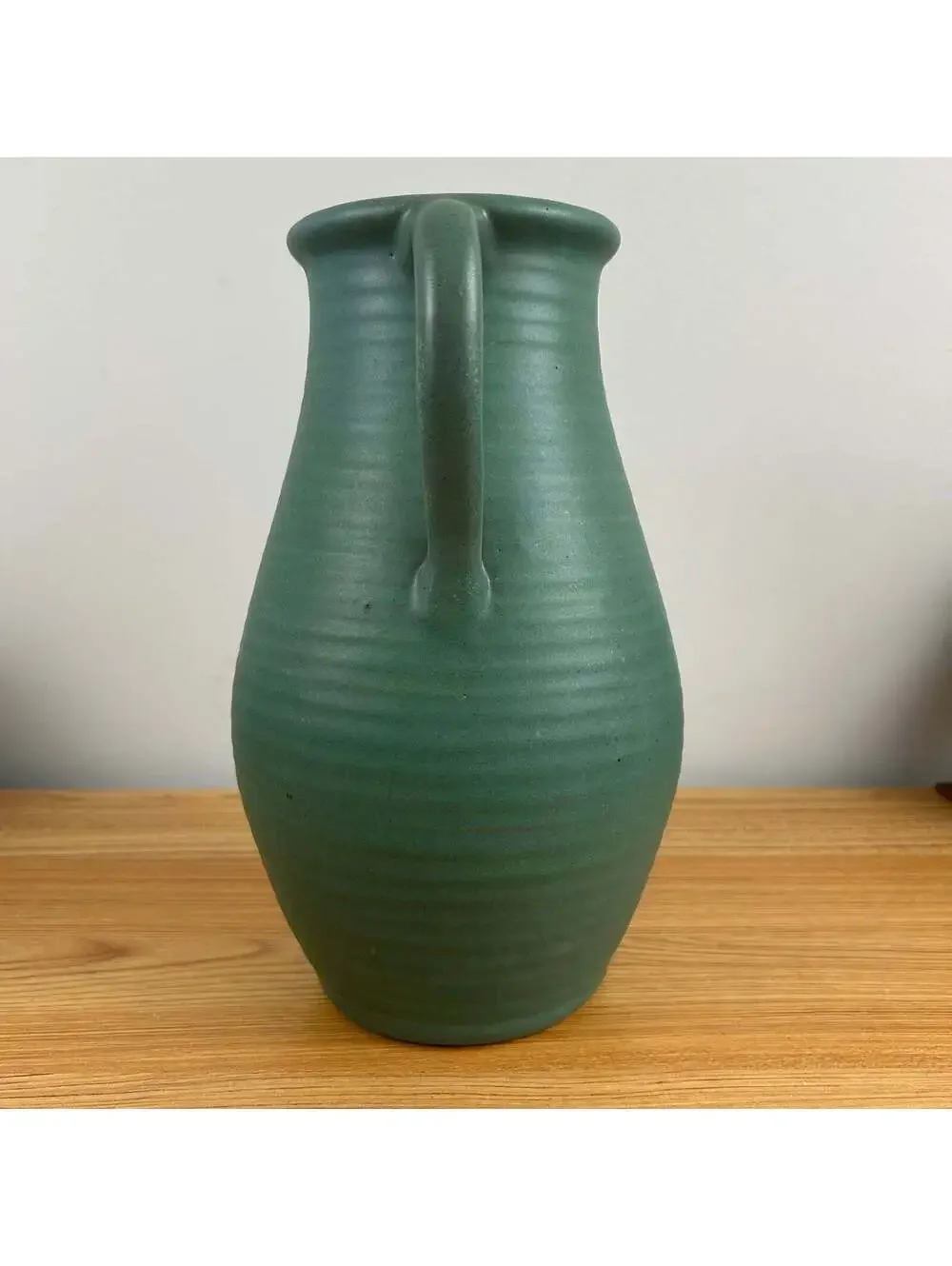 Zanesville Pottery 1920s Arts & Crafts Matte Green Ribbed #521 Vase 12